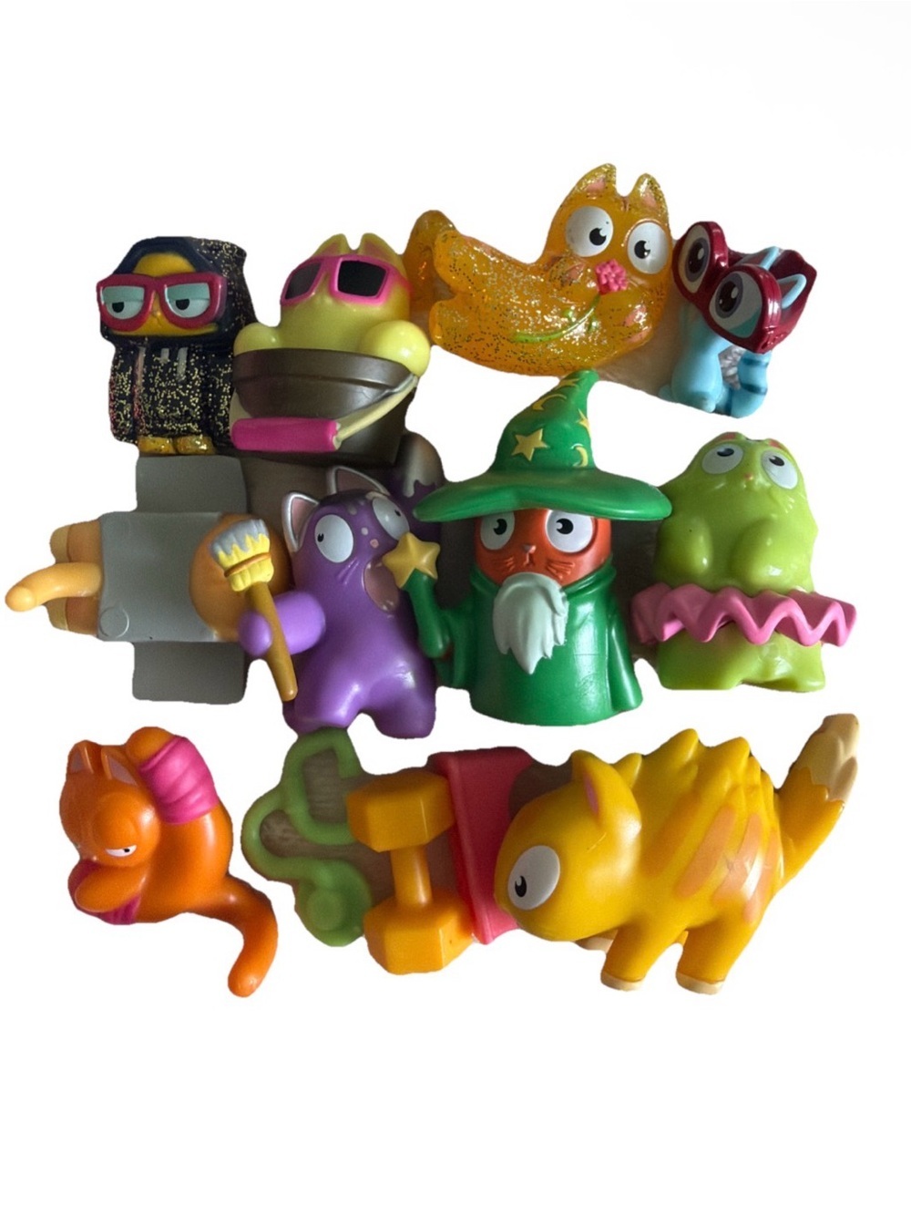 Lost Kitties mini figures cats assorted colorful kids toys and accessories